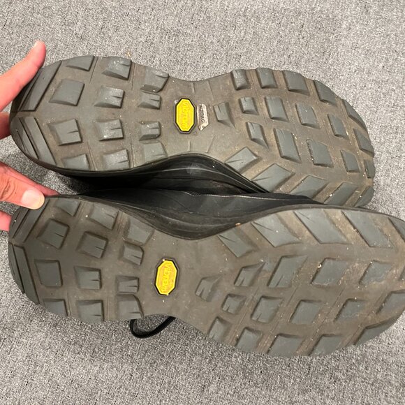 🏔️ Arc'teryx Aerios FL Mid GTX Men's Hiking Boots Size 12 Black - Picture 3 of 7